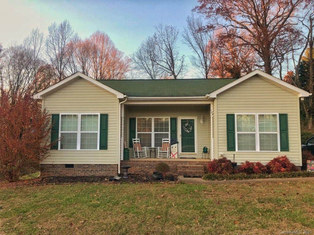 122 Hutchins Drive - Photo 1