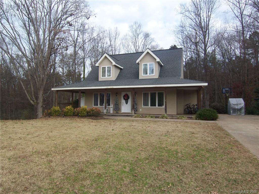 1107 Yancey Street - Photo 1