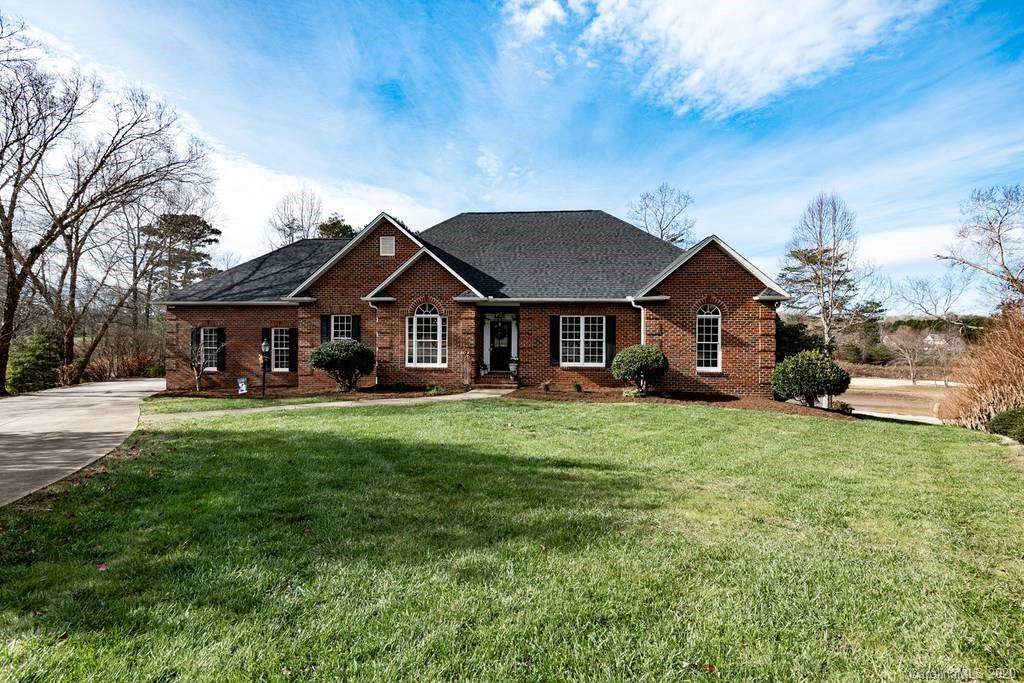4825 Coulwood Drive - Photo 1