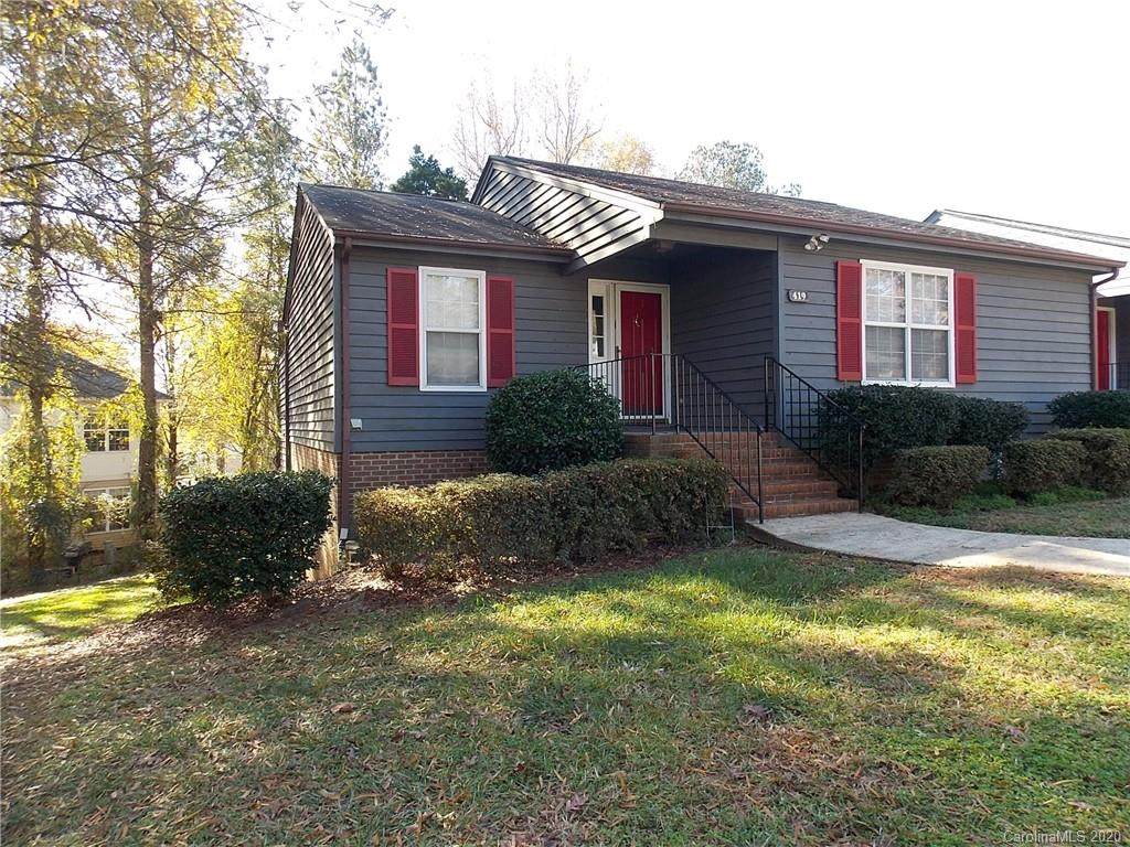 419 English Ivy Circle - Photo 1