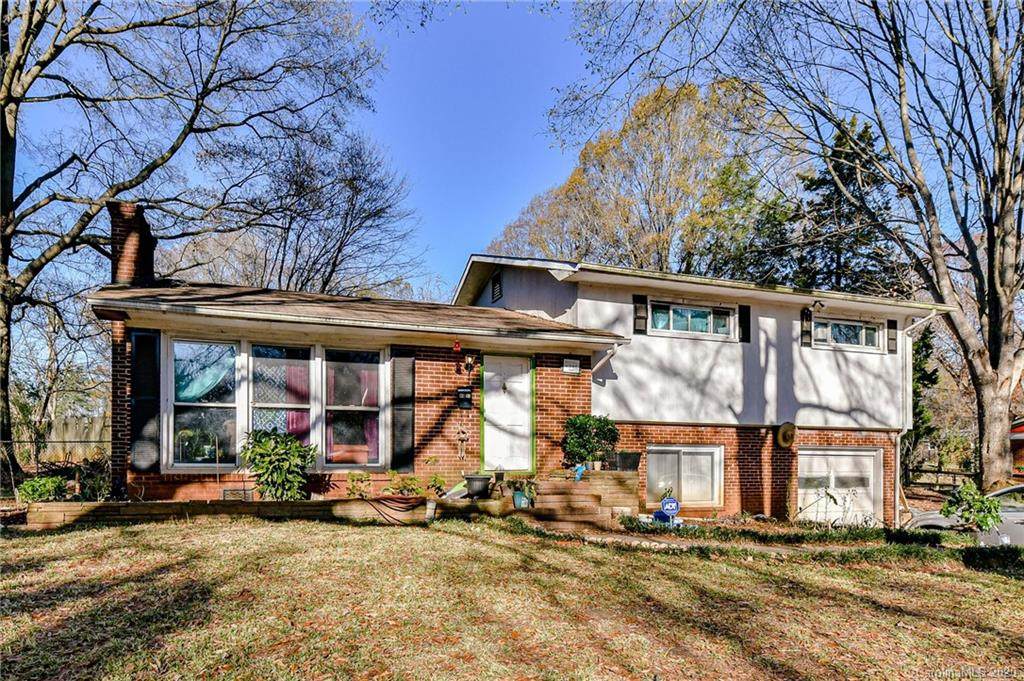 4911 Churchill Drive - Photo 1