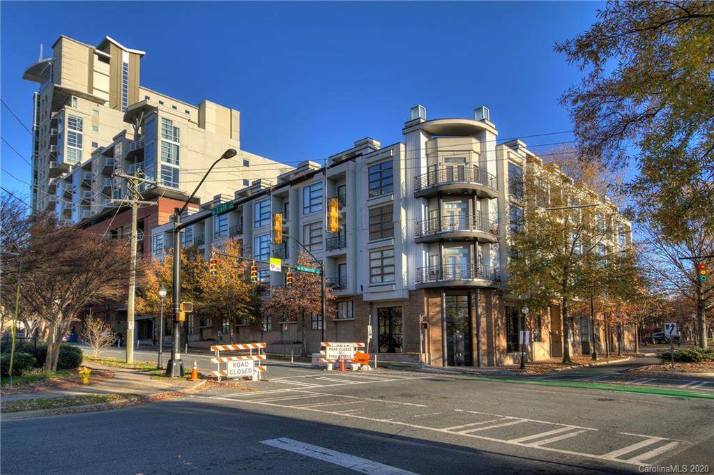 525 6th Street - Photo 1