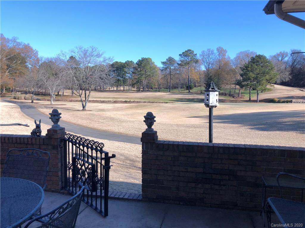 1217 Greenside Drive - Photo 1