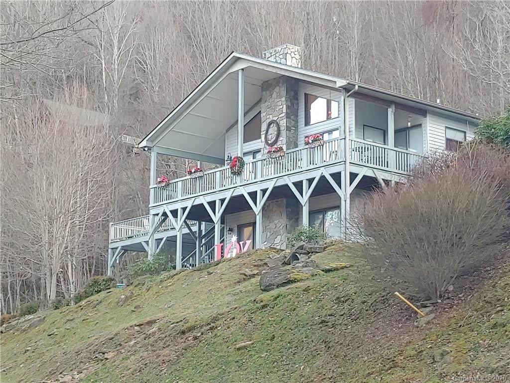 338 Lewis Lane - Photo 1