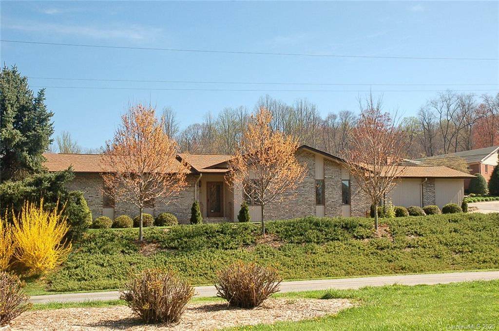 3049 Lakeshore Drive - Photo 1