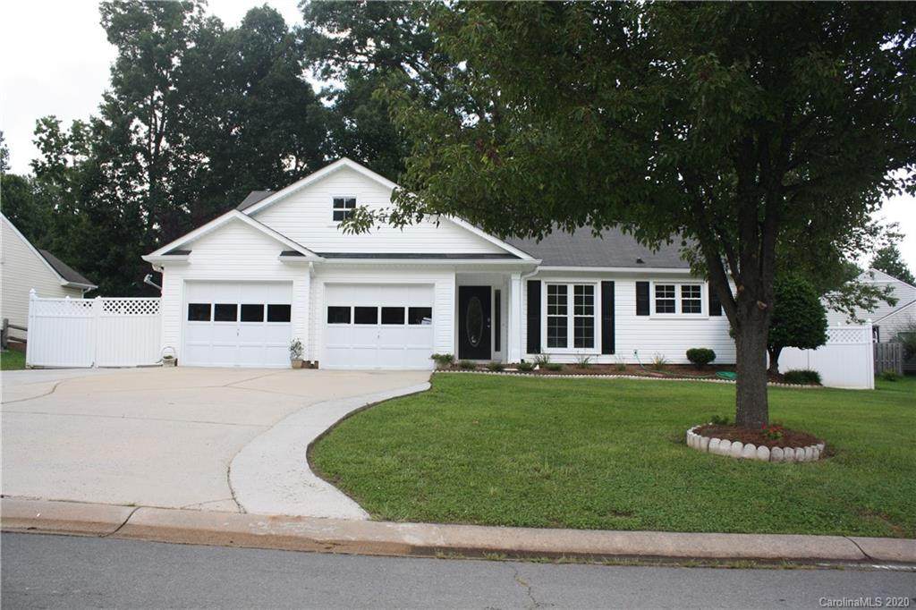 835 Rebecca Jane Drive - Photo 1