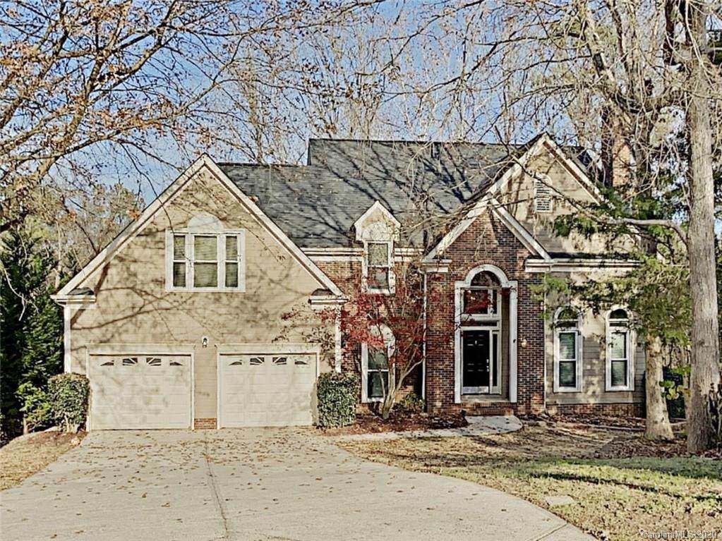 6926 Wolf Run Drive - Photo 1