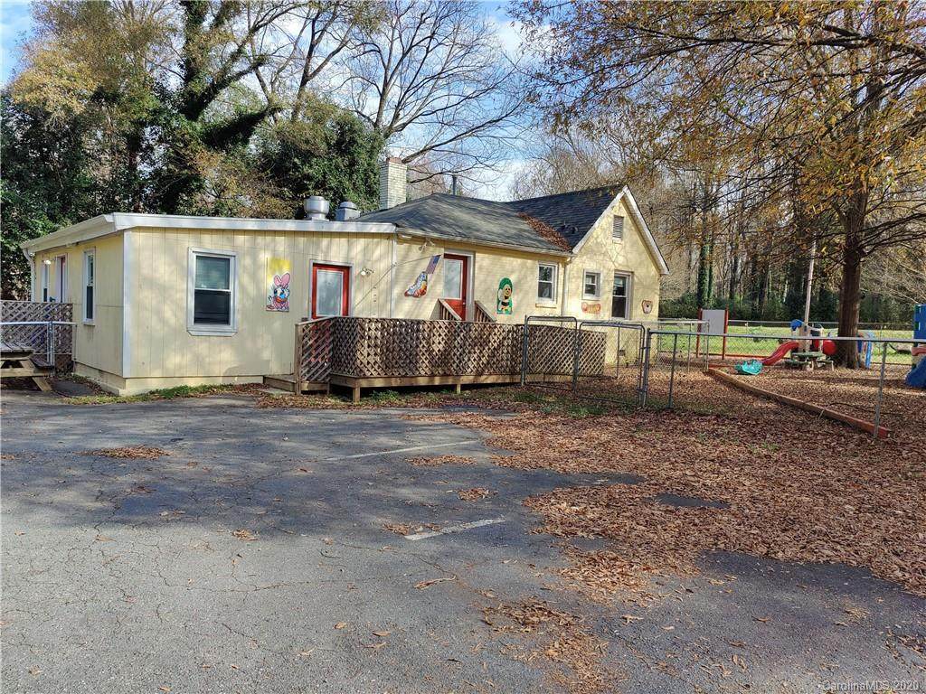 4101 Tyvola Road - Photo 1
