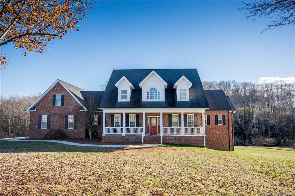465 Fox Hunter Road - Photo 1