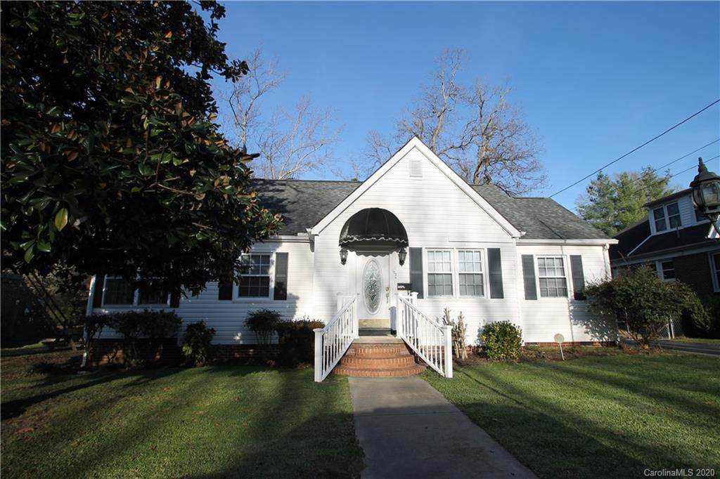 105 1/2 Pine Street - Photo 1