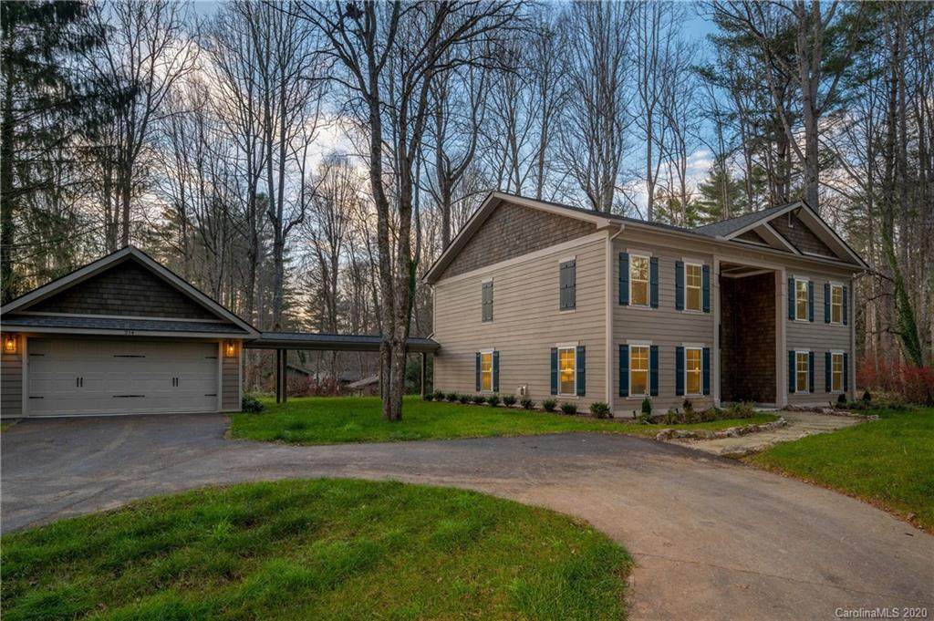 214 Country Club Circle - Photo 1