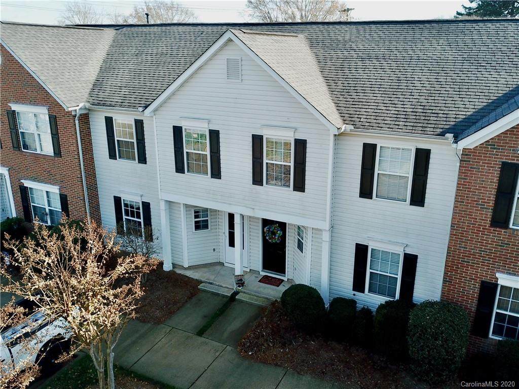 7539 Pilot Cove Court - Photo 1