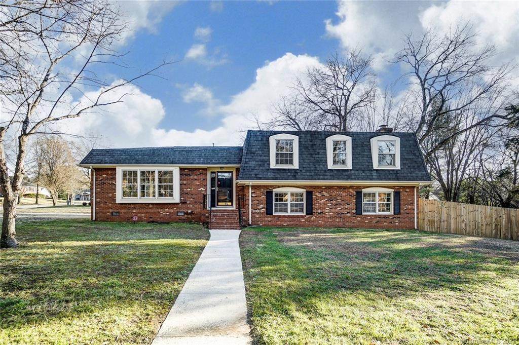 7101 Wessynton Drive - Photo 1