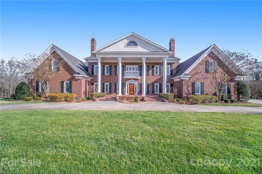 8275 Mount Olive Road - Photo 1