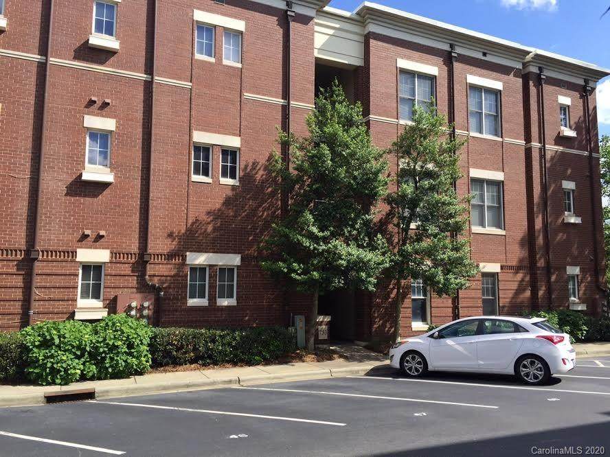 755 Alexander Street - Photo 1