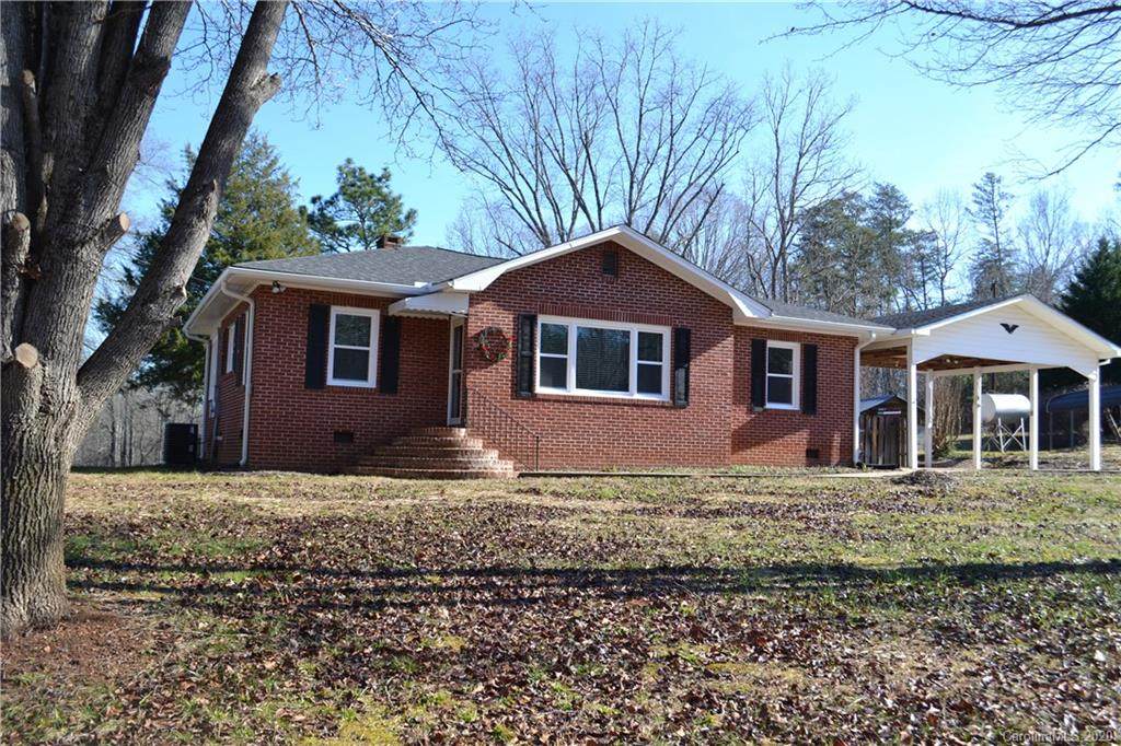 1138 Spindale Street - Photo 1