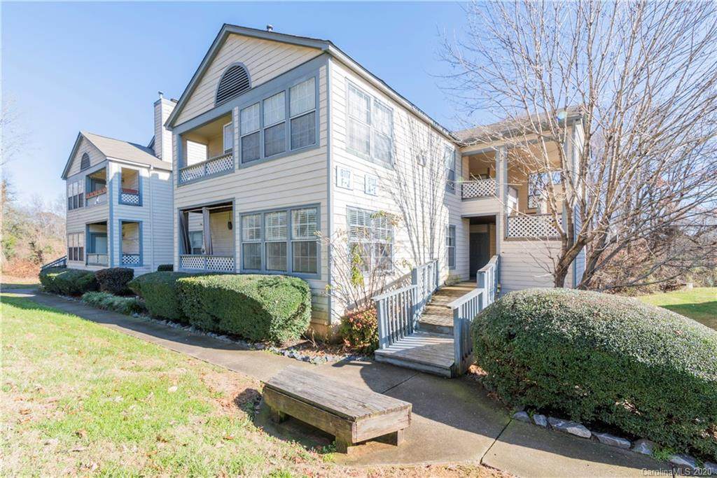 8117 Tremaine Court - Photo 1