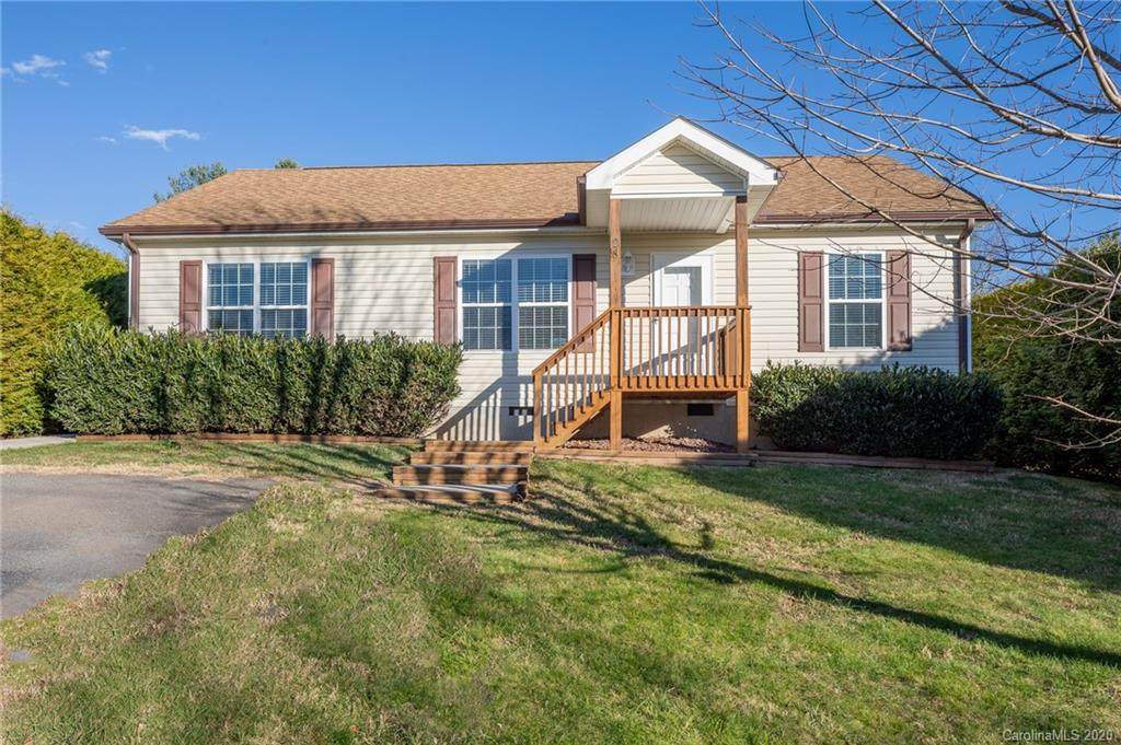 28 Oakcrest Drive - Photo 1