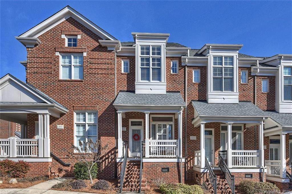 4923 Hill View Drive - Photo 1