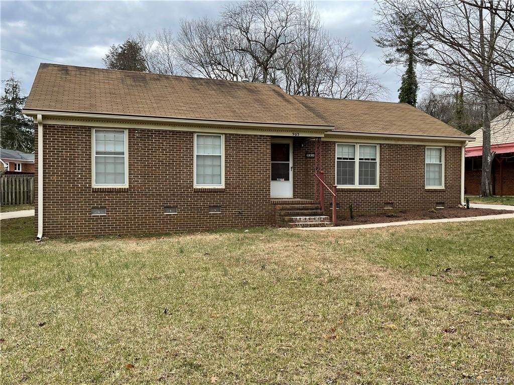 903 Benjamin Parkway - Photo 1