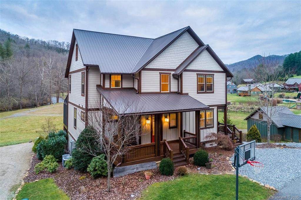 110 Sundrops Trail - Photo 1