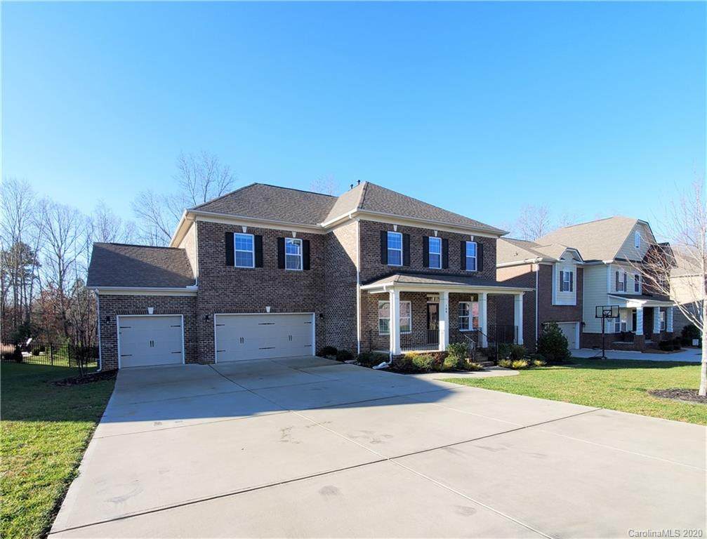 164 Alexandria Drive - Photo 1