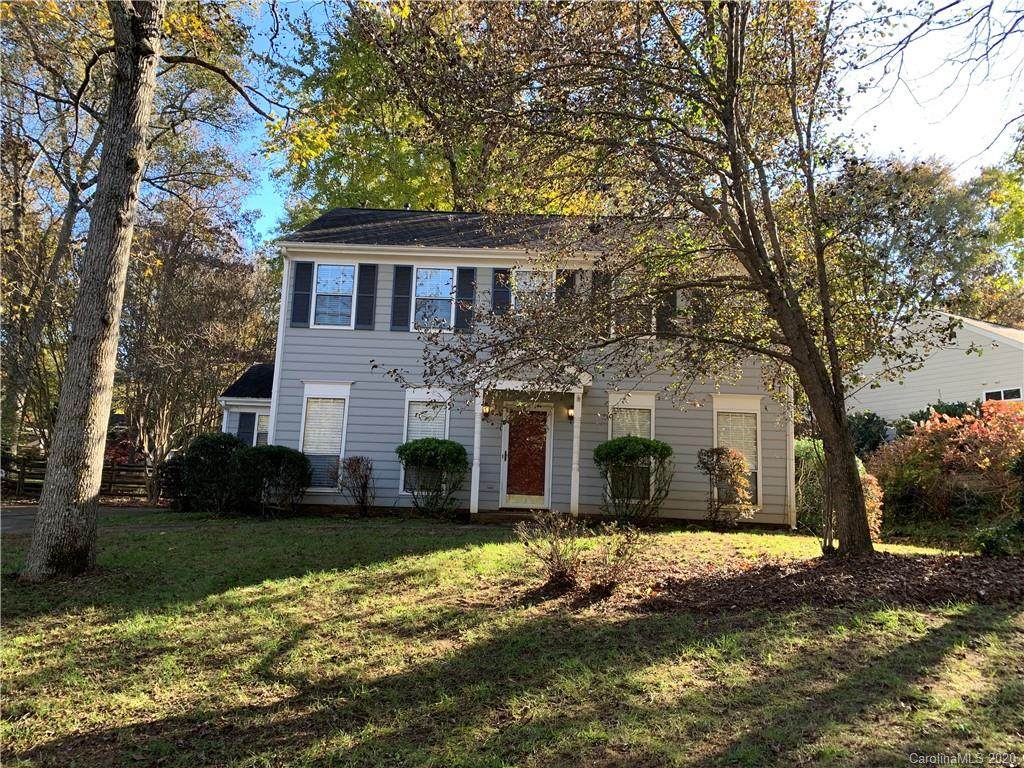 8718 Golf Ridge Drive - Photo 1