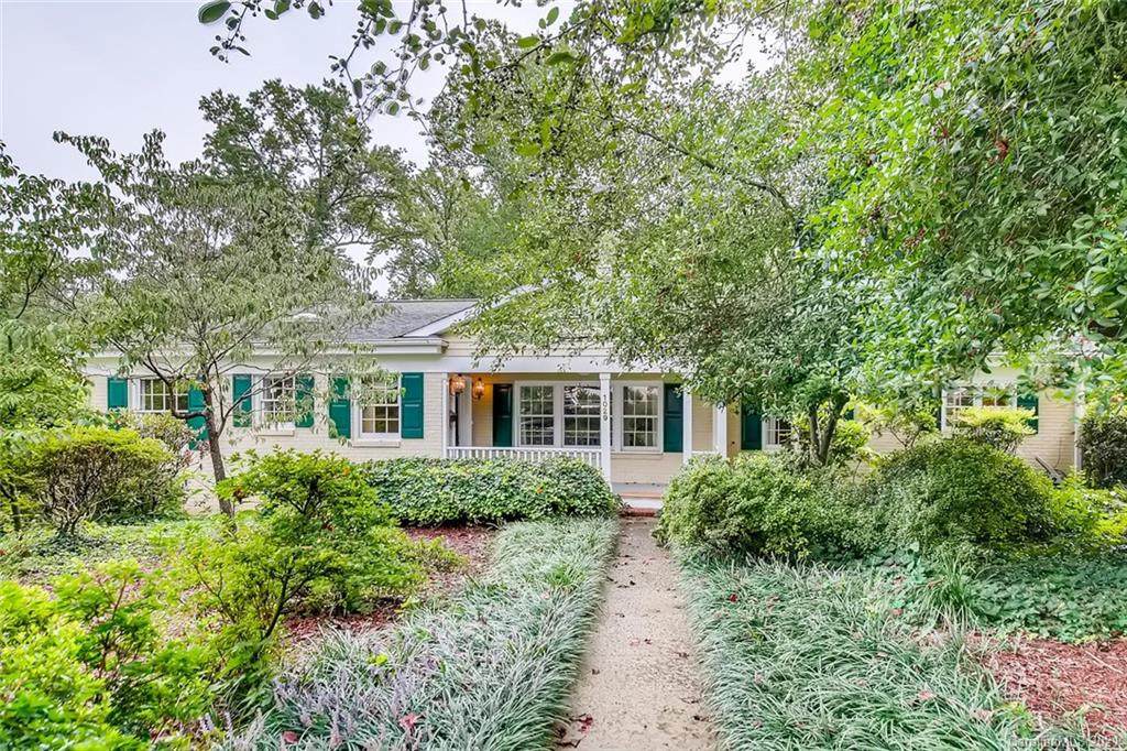 1029 Coddington Place - Photo 1