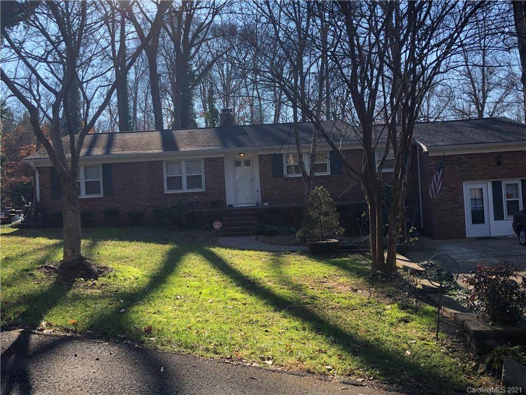 8101 Kerrybrook Circle - Photo 1