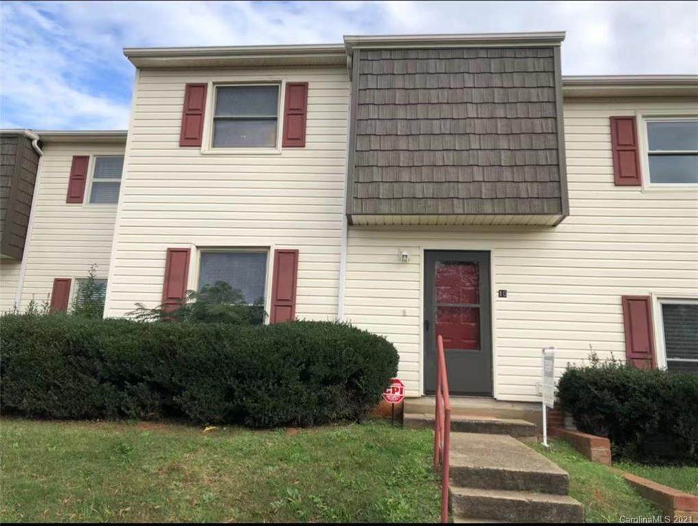 7909 Lakehouse Lane - Photo 1