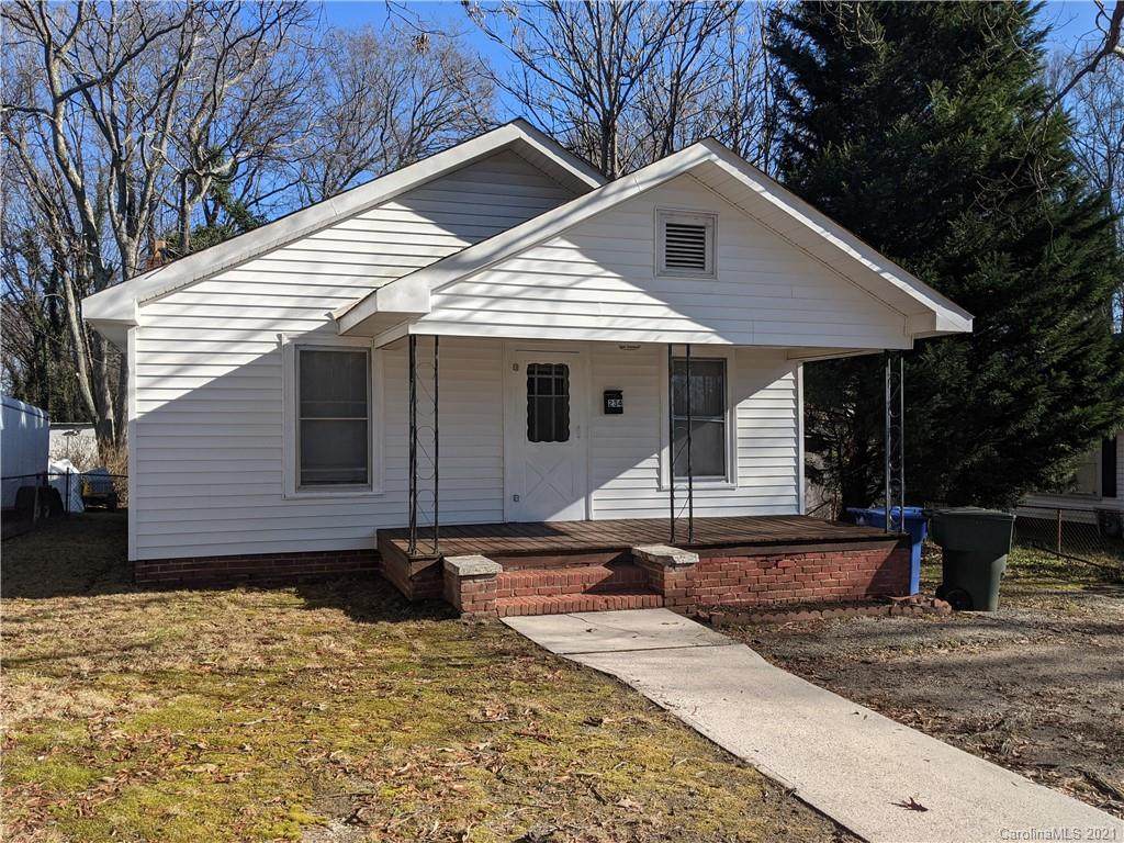 234 Wilson Avenue - Photo 1