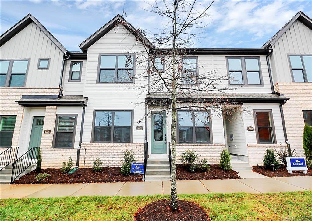 6339 Southgrove Street - Photo 1
