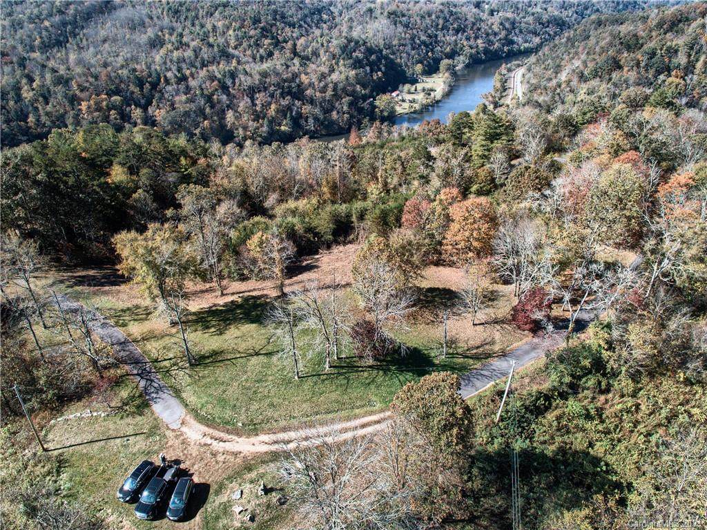 476 River Run Road - Photo 1