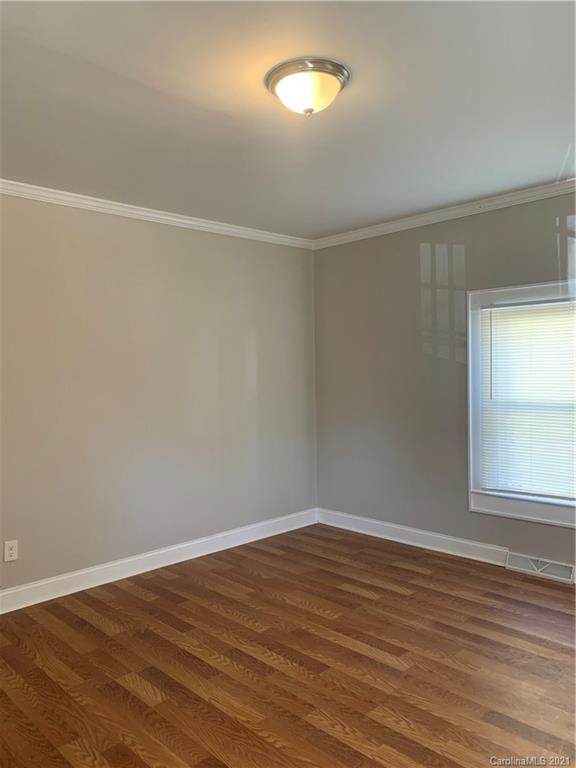 421 Columbia Street - Photo 1
