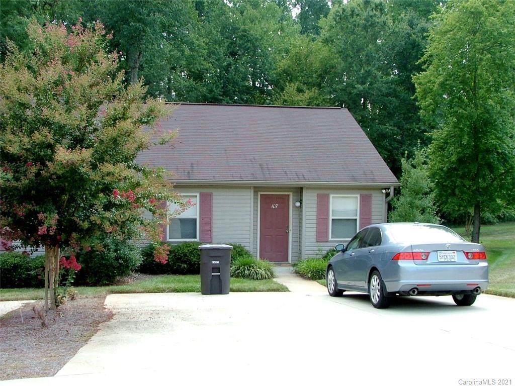 107 Bogey Lane - Photo 1