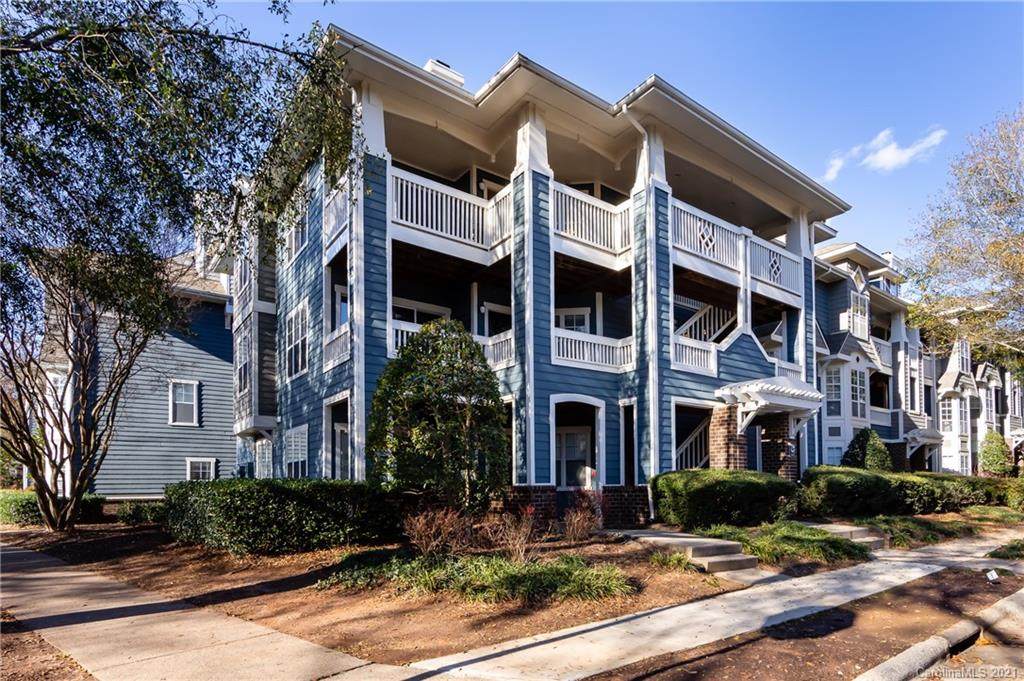 2210 Sumner Green Avenue - Photo 1