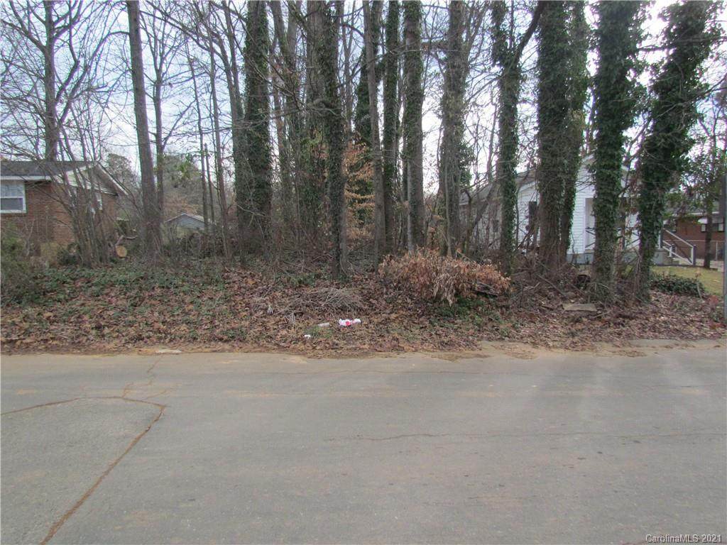 000 Mcarthur Avenue - Photo 1