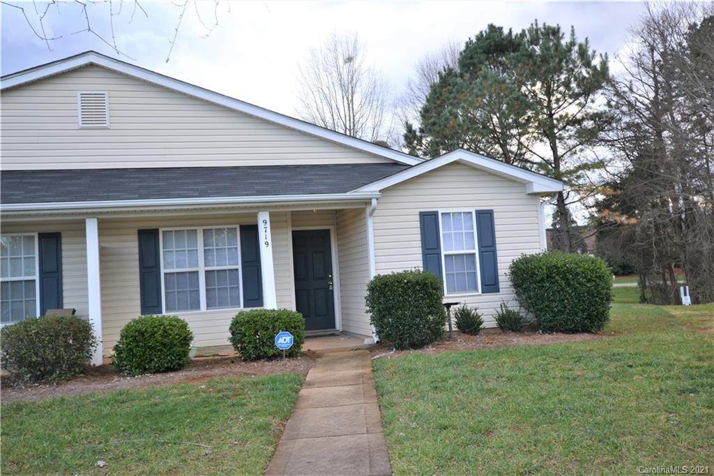 9719 Kennerly Cove Court - Photo 1