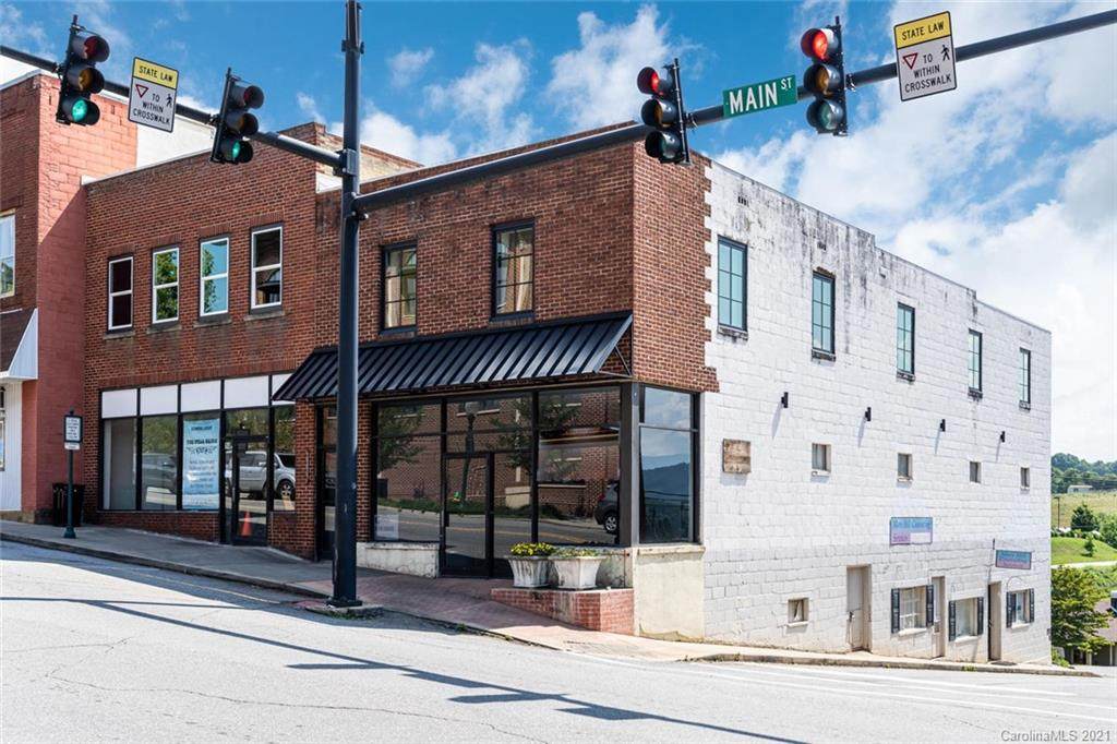 10 Main Street - Photo 1