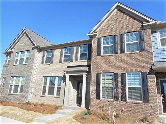 8124 English Clover Lane - Photo 1