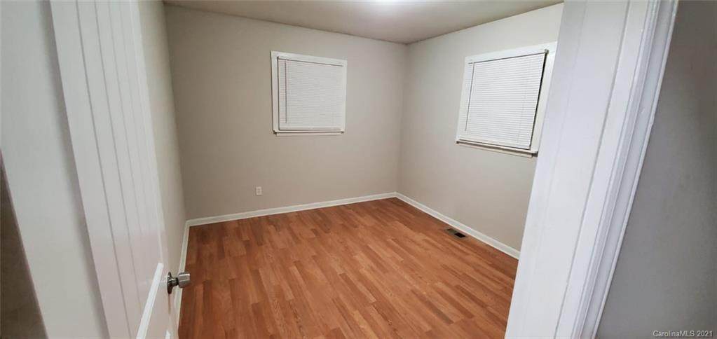 516 Peachtree Street - Photo 1
