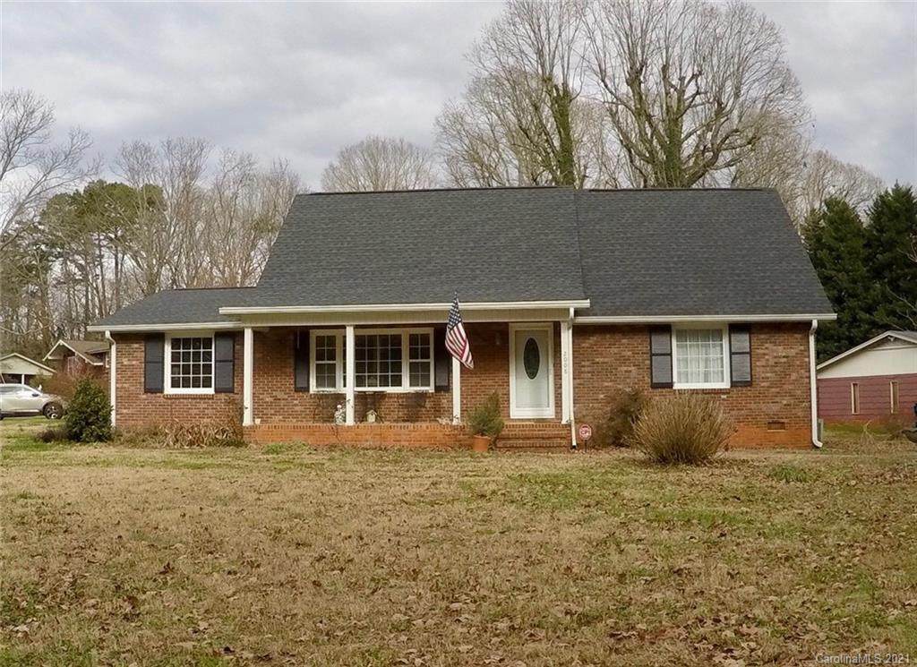 2008 Colonial Lane - Photo 1