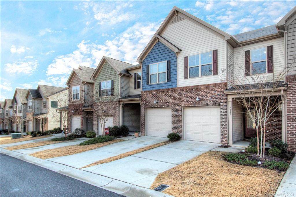 7006 Swamp Chestnut Lane - Photo 1