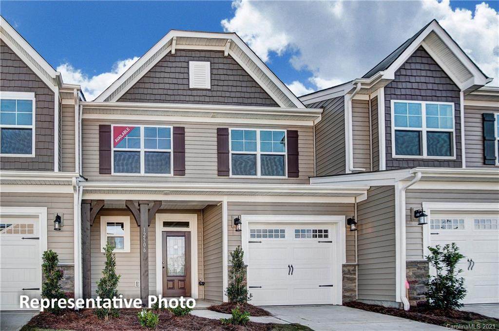 8006 Saluda Drive - Photo 1