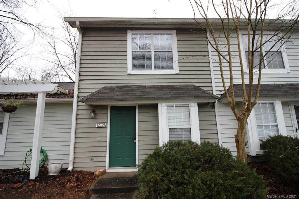 605 Heritage Parkway - Photo 1