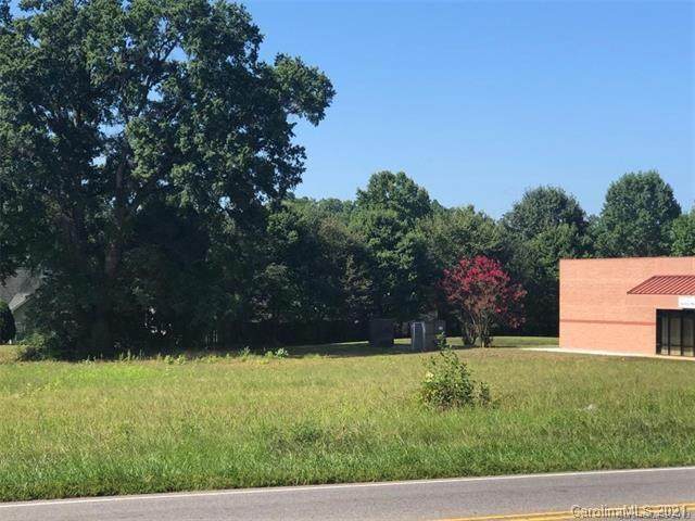 814 Oakridge Farm Highway - Photo 1