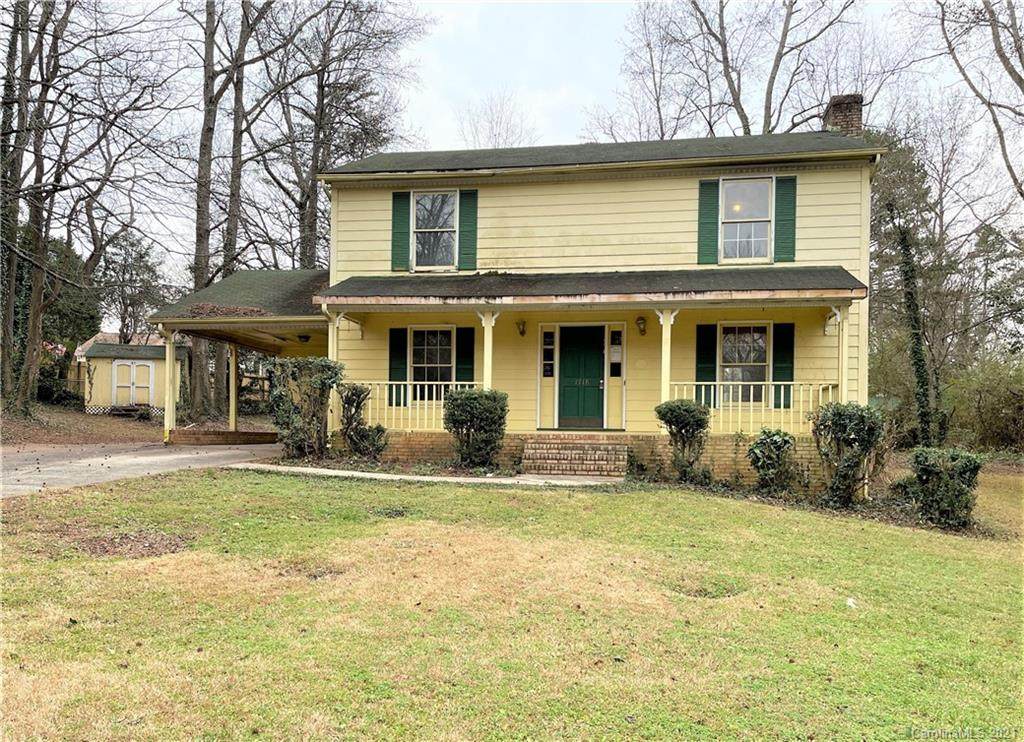 1718 Farm Pond Court - Photo 1