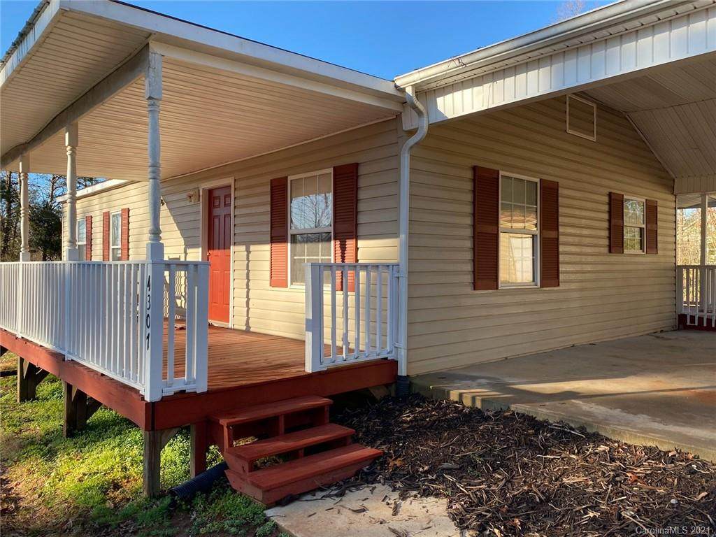 4307 Weeping Pine Drive - Photo 1