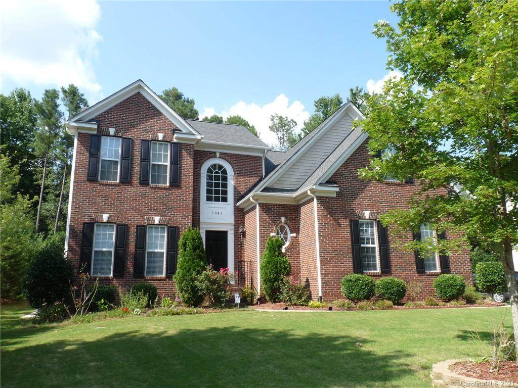 1043 Sharon Lee Avenue - Photo 1