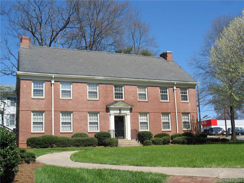 414 Center Street - Photo 1